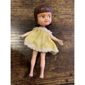 Vintage 1965 Hasbro Dolly Darling Hatbox Doll - Karen ‎ Molded hair